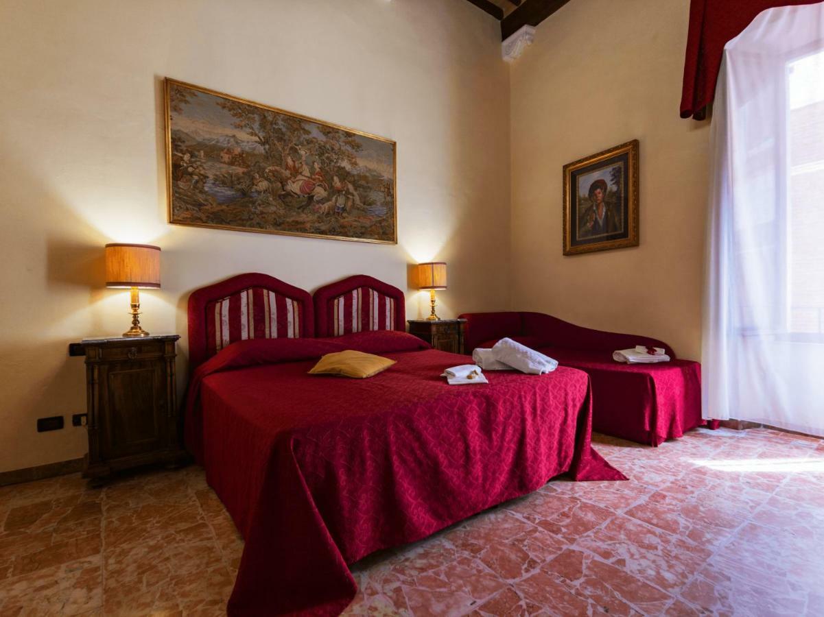 B&B Siena In Centro - Diffuso Eksteriør bilde